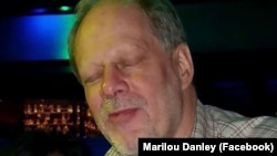 Stephen Paddock, el jubilado residente de Las Vegas, sospechoso de cometer el ataque del lunes contra los asistentes al concierto de música country frente al hotel Mandalay Bay y Casino, que dejó al menos 58 muertos y más de 500 heridos. 