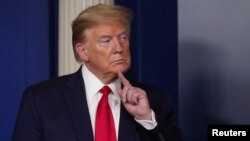 美国总统特朗普参加白宫新冠病毒疫情每日记者会。(2020年4月22日)