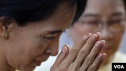 Pemenang Hadiah Nobel Aung San Suu Kyi (foto: dok). Partai oposisi Liga Nasional bagi Demokrasi (NLD) yang ia pimpin tidak memiliki perwakilan di parlemen Burma.