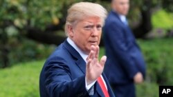 Presiden Donald Trump berangkat dari Gedung Putih menuju Cleveland di Washington, 5 Mei 2018.