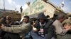 Egipto: Manifestantes ocupam a Praça Tahrir pelo 14º dia consecutivo