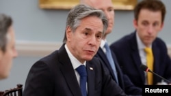 Держсекретар США Ентоні Блінкен зустрівся з лідерами правозахисних організацій у Державному департаменті США 7 грудня 2023 року. Фото: Reuters/Evelyn Hockstein