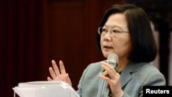 រូបឯកសារ៖ លោកស្រី Tsai Ing-wen ប្រធានាធិបតីកោះតៃវ៉ាន់ ថ្លែងនៅក្នុងសន្និសីទសារព័ត៌មានមួយ នៅទីក្រុងតៃប៉ិ កោះតៃវ៉ាន់ ថ្ងៃទី៥ ខែមករា ឆ្នាំ២០១៩។