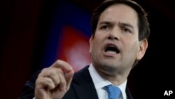 El senador Marco Rubio pidió nuevas sanciones económicas a violadores de derechos humanos venezolanos.
