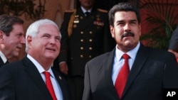 Los presidentes de Panamá y Venezuela, Ricardo Martinelli y Nicolás Maduro, reunidos en Miraflores en julio del año pasado.