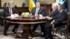 Tổng thống Ukraina gặp những người tiền nhiệm, giới chức EU