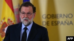 Mariano Rajoy hizo la solicitud a Cataluña este jueves, según él para "evitar males mayores".