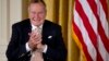 George Bush padre votará por Hillary Clinton