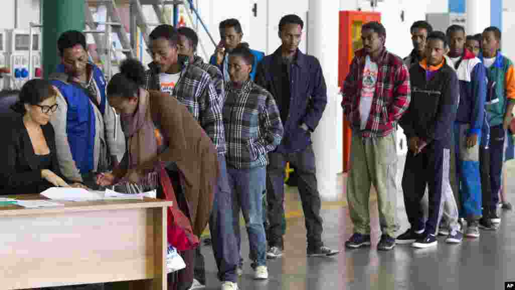 ተበግሶ አባላት ሕብረት አውሮጳ ኣብ ምጥያስ ኤርትራውያን ስደተኛታት