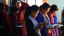 བལ་ཡུལ་ནང་ལྷོ་ཀོ་རི་ཡ་ནས་ཡིན་པའི་བཙུན་མ་གཉིས་འཛིན་བཟུང་བྱས་འདུག