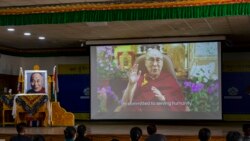 བཞུགས་སྒར་དུ་༧གོང་ས་མཆོག་གི་འཁྲུངས་སྐར་སྲུང་བརྩི།