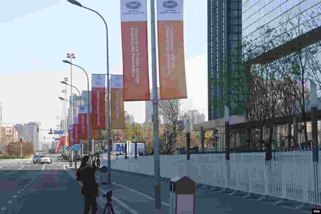 美國之音北京分社記者拍攝APEC外景 (美國之音東方拍攝)