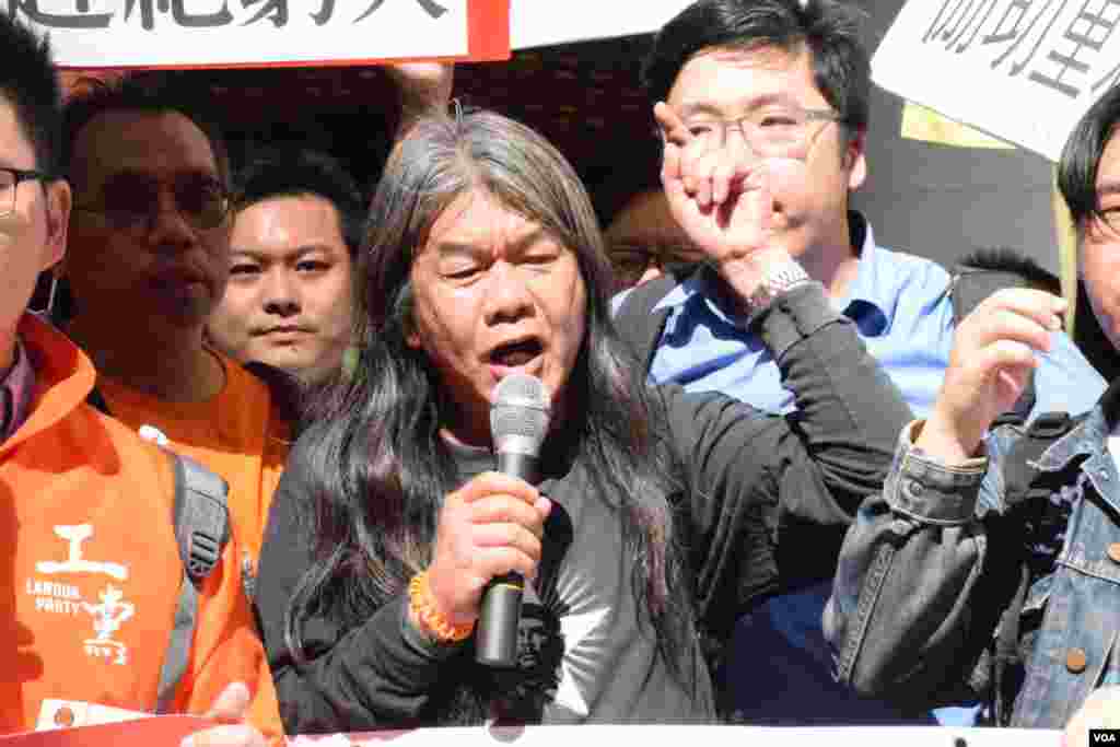 社民連前立法會議員梁國雄(美國之音湯惠芸)