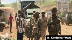 FILE - Cameroon troops watch for separatists in Cameroon's northwest region, Bamenda, Cameroon, May 24, 2019. Anglophone separatists reportedly attacked Bamenda on Tuesday, after a military tribunal gave their leader and 9 supporters life sentences. 