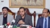 بلوچستان کے وزیرِ اعلیٰ میر عبدالقدوس بزنجو پریس کانفرنس کر رہے ہیں