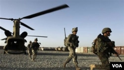 Pasukan AS di Kandahar, Afghanistan selatan (foto: dok). Hasil survei terbaru mendapati 82 persen warga AS menentang perang di Afghanistan. 