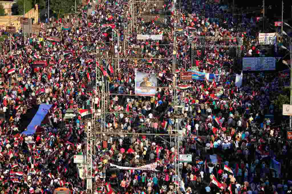 Opponents of Mohamed Morsi during a protest at the presidential palace in Cairo, Egypt, Friday, July 26, 2013.