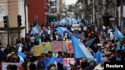 Vista general de una protesta en apoyo de la democracia y para exigir una transición democrática pacífica del poder, en la Ciudad de Guatemala, Guatemala, el 7 de diciembre de 2023.