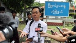 The Voice အယ်ဒီတာချုပ် ဦးကျော်မင်းဆွေ။