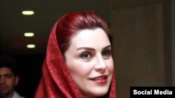 ماه‌چهره خلیلی