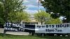 US Jobless Benefit Claims Increase, but Still Near Pandemic Low