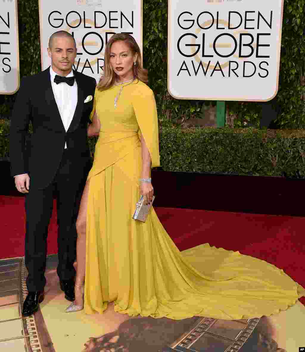 Kasper Smart va Jennifer Lopez