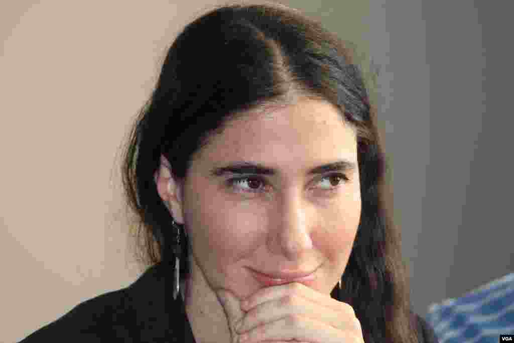 Yoani Sánchez en la VOA.