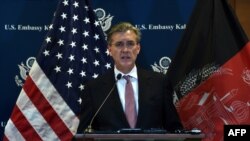 El representante de EE.UU. para Pakistán, Richard Olson, dice que que Islamabad ha dado muchos pasos para asegurar el control de su arsenal nuclear.
