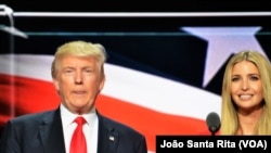 Donald Trump e a filha Ivanka Trump nos preparativos para o discurso de hoje
