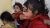 Raseljena palestinska djeca u Rafi, na jugu Pojasa Gaze (Foto: MOHAMMED ABED / AFP)