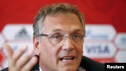 Jerome Valcke, secretario general de FIFA en conferencia de prensa en la sureña ciudad rusa de Samara, una de las sedes de la Copa Mundial 2018 a disputarse en Russia.