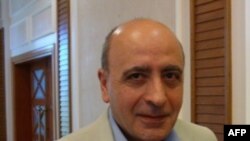 Rasim Musabəyov: Rusiyanın sülhməramlılarını münaqişə zonasına yaxın buraxmaq olmaz