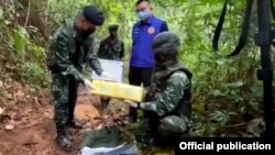 ဇူလိုင်လ ၁၅ရက်နေ့က ချင်းမိုင်ပြည်နယ်
ဖန်မြို့နယ်ထဲမှာ ဖမ်းမိတဲ့ မူးယစ်ဆေးဝါးများ
(နယ်ခြားစောင့်တပ်)