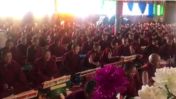 དཔལ་ཡུལ་ཡ་ཆེན་ཆོས་སྒར་དུ་རྒྱུན་འདོན་དཔེ་དེབ་༣༠༠༠་ལྷག་བཙན་འཕྲོག