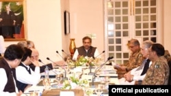 وزیر اعظم شاہد خاقان عباسی کی زیر صدارت فاٹا اصلاحات سے متعلق اجلاس۔ 