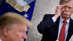 時任國家安全顧問的博爾頓(John Bolton) 2019年5月13日與特朗普在白宮工作