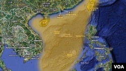 Vietnam dan Tiongkok termasuk beberapa negara yang mengklain Laut Cina Selatan sebagai bagian dari wilayah teritorial mereka.