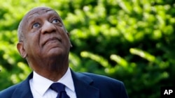 FILE - Bill Cosby arrives for his sexual assault trial at the Montgomery County Courthouse in Norristown, Pennsylvania, June 13, 2017. 