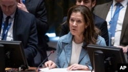 "Nous condamnons dans les termes les plus forts les hostilités du Rwanda et du M23 à Goma et les attaques contre Sake", non loin, a déclaré ce dimanche Dorothy Shea, ambassadrice par intérim des Etats-Unis aux Nations unies (AP Photo/Yuki Iwamura).