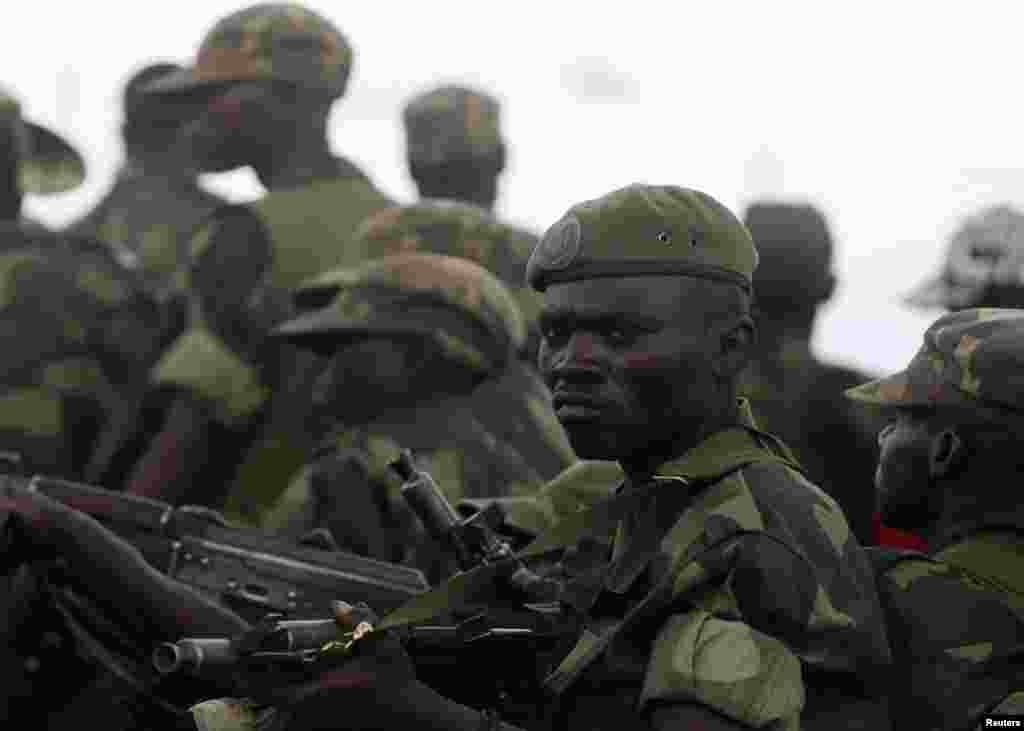 Government army FARDC soldiers, Goma, DRC, December 3, 2012.