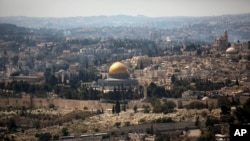 Suasana di sekitar bukit yang disebut Temple Mount oleh warga Yahudi (disebut juga Haram Al-Syarif oleh warga muslim), di kota Tua Yerusalem (Foto: dok).