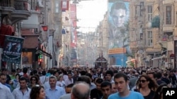 Turkey's population skews young, with a large, able workforce, Istanbul, 12 June 2010