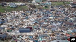 Un vistazo a la destrucción dejada por el huracán Dorian en Marsh Harbour, en la isla Gran Ábaco en las Bahamas. Miércoles 4 de septiembre de 2019. Foto: Al Díaz/Miami Herald, vía AP.