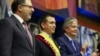 Daniel Noboa recibe la banda presidencial y asume el mando en Ecuador