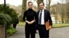 Perdana Menteri Finlandia Sanna Marin (kiri) menerima Perdana Menteri Swedia Ulf Kristersson di Helsinki, Finlandia. 