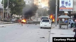 Scene of explosion in Mogadishu, Somalia, May 8, 2017. (Photo courtesy Somalia National News Agency, SONNA) 