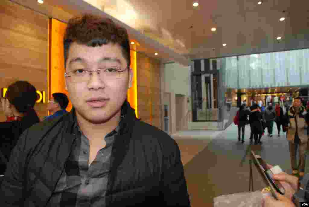 來自黑龍江的大陸自由行旅客楊先生認為,香港人太不友好,以後都不敢再來