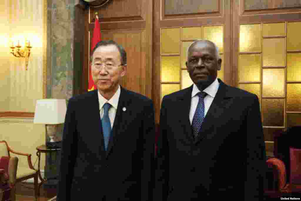 Secretário-Geral da ONU Ban ki moon com José Eduardo dos Santos, Presidente de Angola, no Palácio Presidencial em Luanda. Agosto de 2012. 