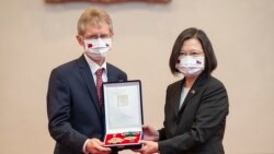 Miloš Vystrčil, Senat Ceko dan Presiden Taiwan Tsai wen-wen (kanan), 3 September 2020. (Foto: Courtesy/Istana Presiden Taiwan)