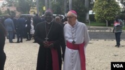  Bispo Antonio Jaka (esquerda) e Bispo emerito Oscar Braga